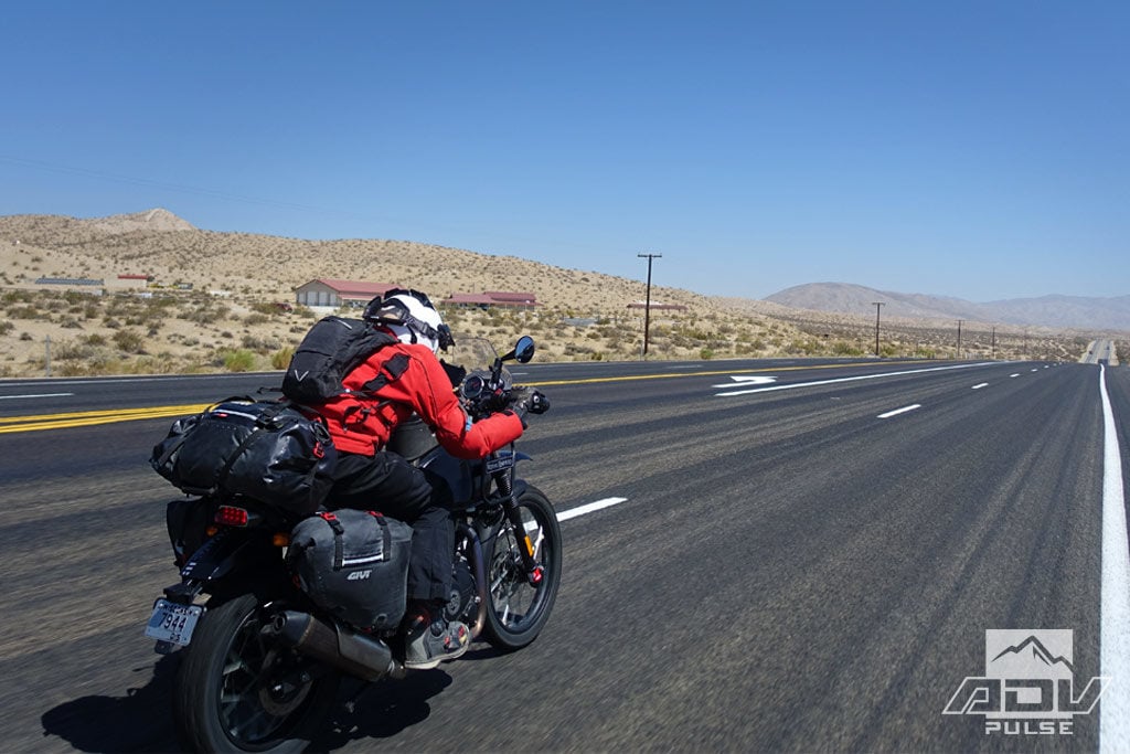 riding-small-adventure-bikes