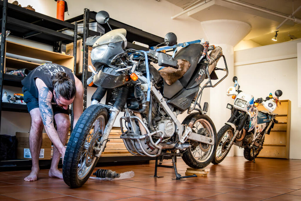 Moto studio