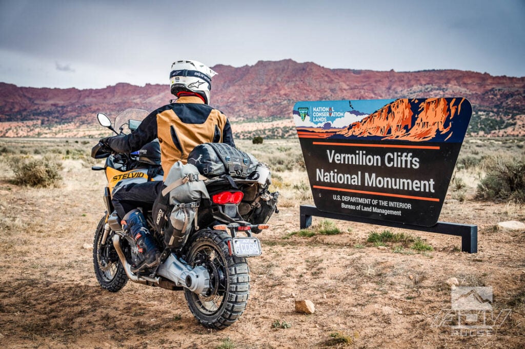Riding in the Vermilion Cliffs